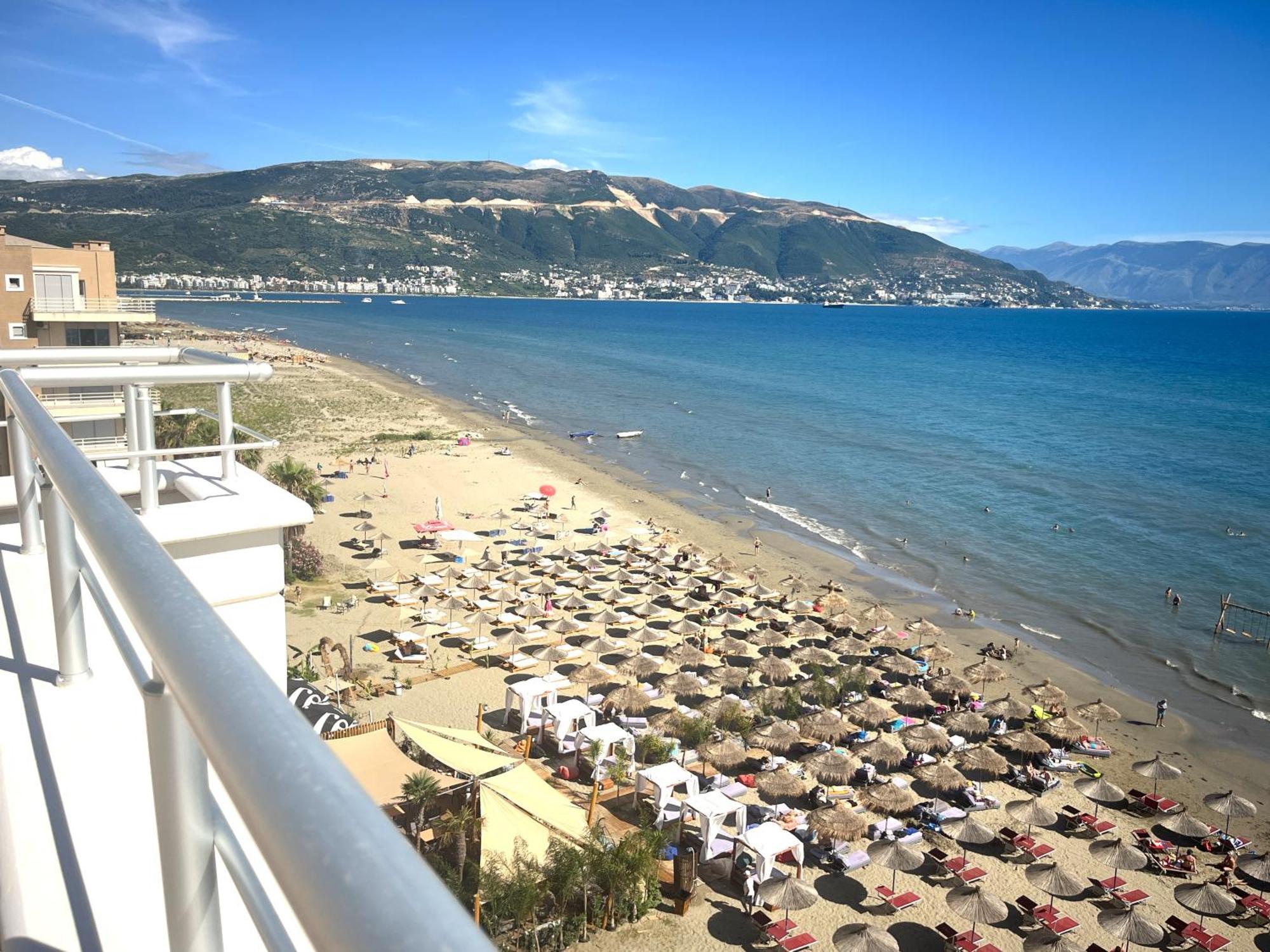 Sky & Sea Viewing Apartment Vlorë Eksteriør billede
